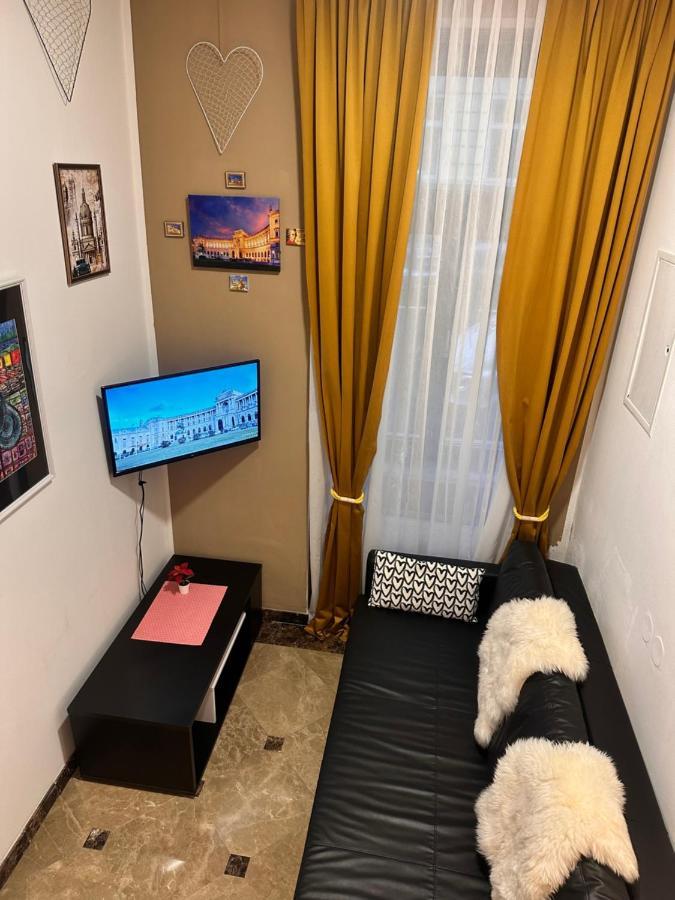 As Small As Caravans 비엔나 외부 사진